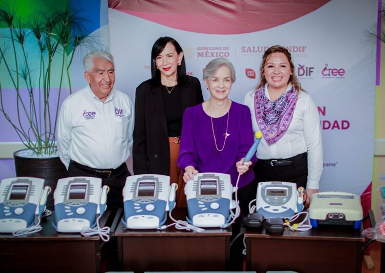 Entrega María de Villarreal prótesis y aparatos ortopédicos