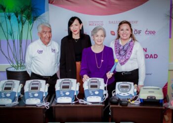 Entrega María de Villarreal prótesis y aparatos ortopédicos