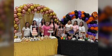 Exhibición de repostería y globoflexia en CEDIF