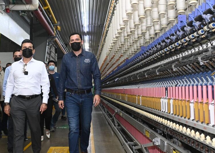 Fortalece Lalo Gattás vínculo de colaboración con sector de la maquila