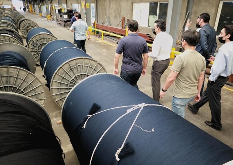 Fortalece Lalo Gattás vínculo de colaboración con sector de la maquila