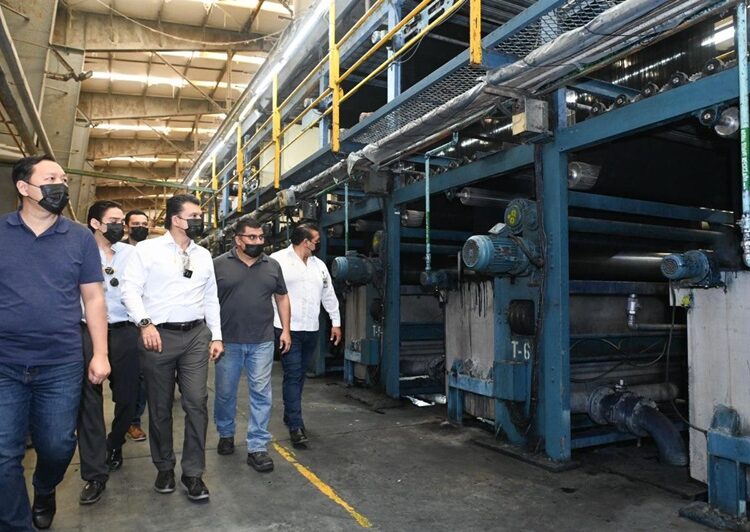 Fortalece Lalo Gattás vínculo de colaboración con sector de la maquila