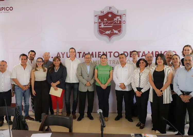 Fortalece Mónica alianzas con el comercio organizado