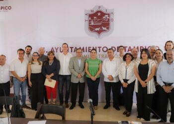 Fortalece Mónica alianzas con el comercio organizado