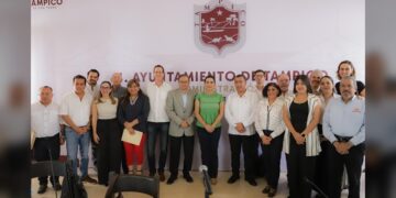 Fortalece Mónica alianzas con el comercio organizado