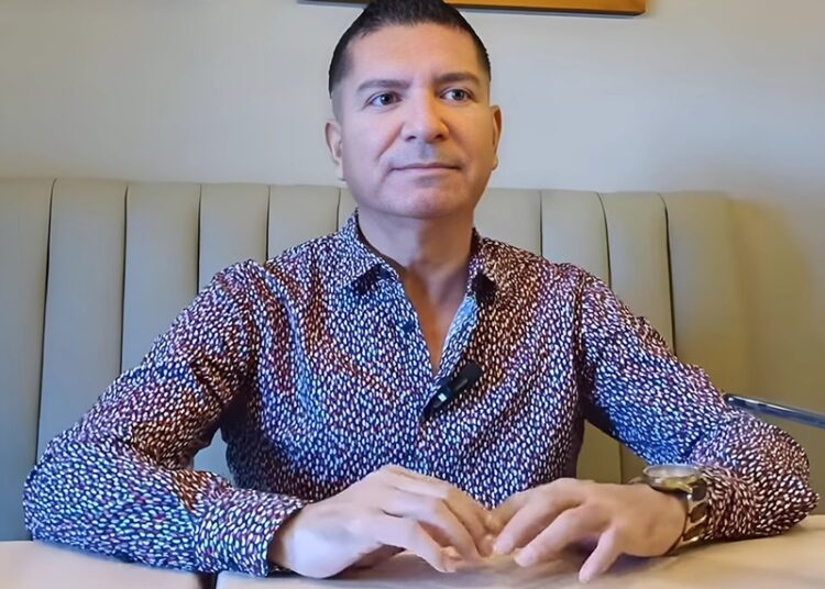 “Honoris Causa a Cuauhtémoc Cárdenas”: Chavira