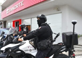 Guardia Estatal proporciona seguridad en cajeros durante Buen Fin 2024