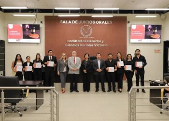 Implementa la UAT inteligencia artificial en prácticas de la carrera de derecho