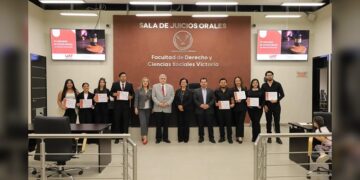 Implementa la UAT inteligencia artificial en prácticas de la carrera de derecho