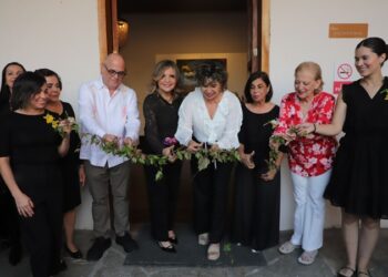 Inauguran exposición “Arte y Flores creación y naturaleza”