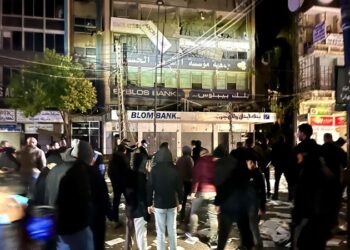 Entra en vigor el alto el fuego de 60 días en Líbano