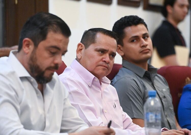 Lalo y Cabildo designan Gabinete para nueva administración municipal