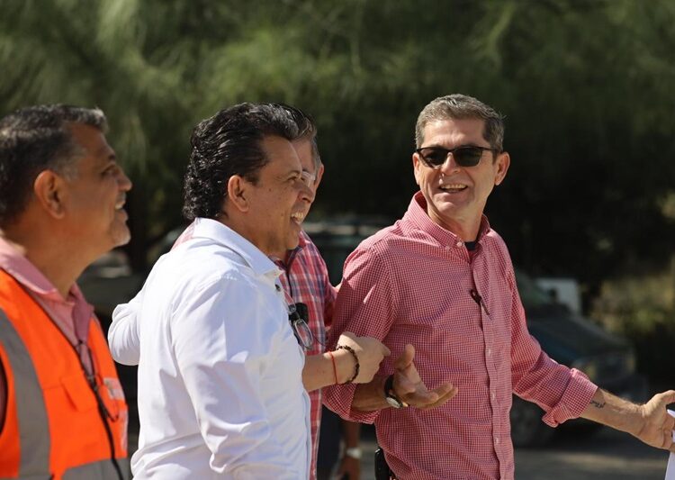 Lleva Lalo Gattás mejoras en servicios públicos y urbanos a colonias del sur