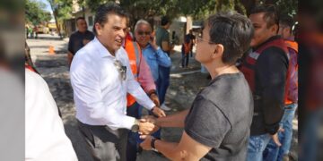 Lleva Lalo Gattás mejoras en servicios públicos y urbanos a colonias del sur