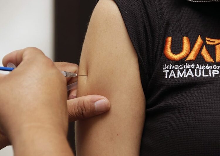 Lleva la UAT a universitarios campaña de salud preventiva