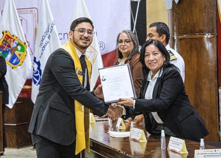 Participa Matamoros en graduación del ITM