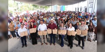 Reciben familias de González apoyo del programa Nutrimar-Común