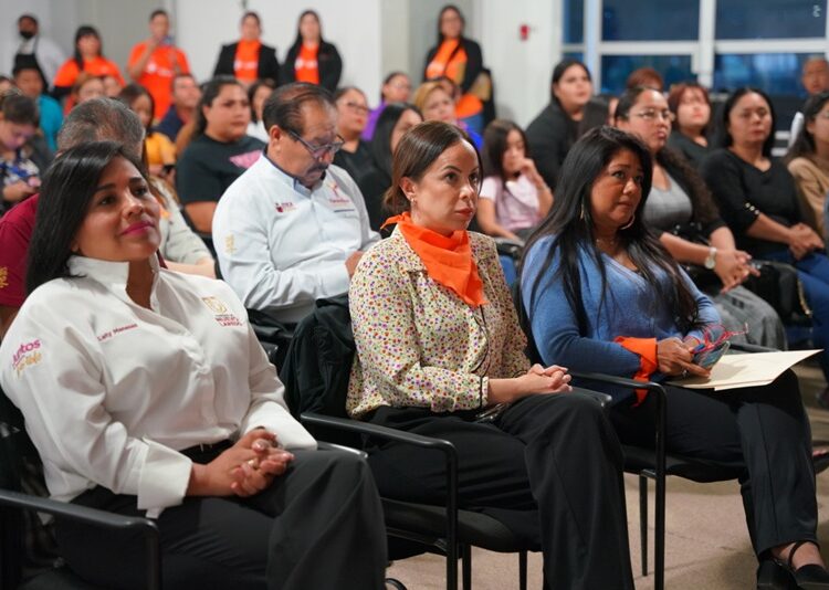 Reconoce Gobierno de NLD a 21 Mujeres beneficiadas por programas de INMUJER