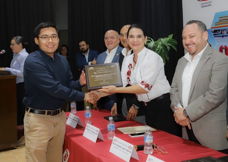 Reconoce Mónica participación de constructores en la Transformación de Tampico
