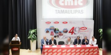 Reconoce Mónica participación de constructores en la Transformación de Tampico