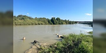 Refuerza COMAPA NLD labores de limpieza ante creciente en el Río Bravo
