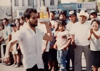 Regresa a NLD la tradicional carrera de meseros