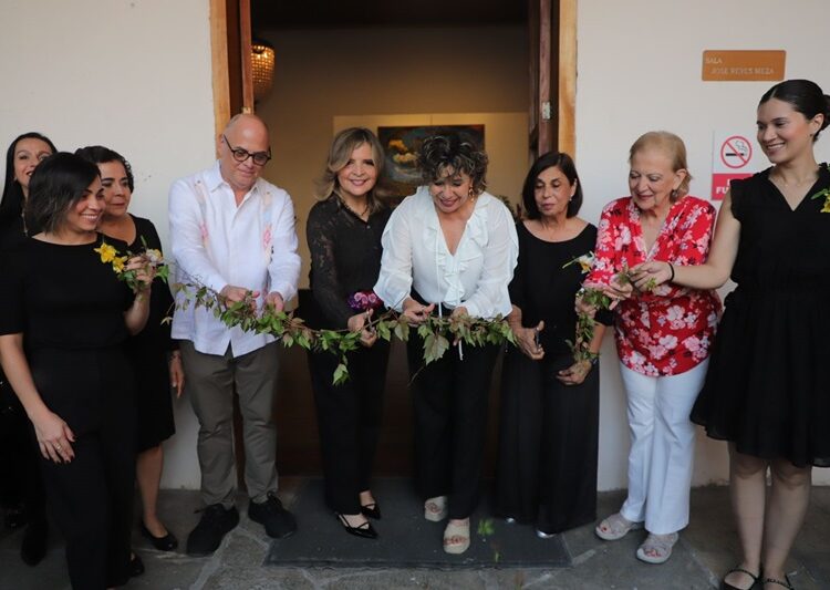 Inauguran exposición “Arte y Flores creación y naturaleza”