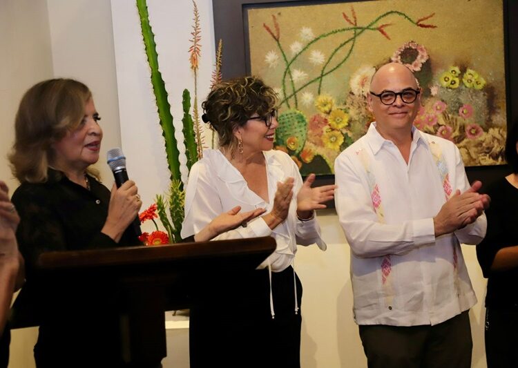 Inauguran exposición “Arte y Flores creación y naturaleza”
