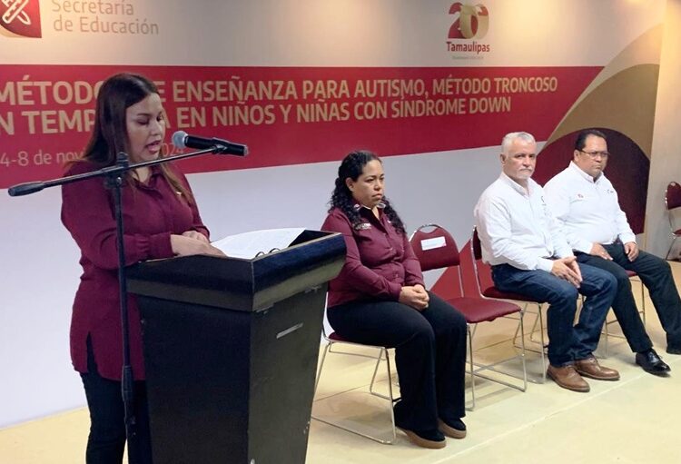 Actualizan docentes enseñanza para casos de autismo y síndrome de Down