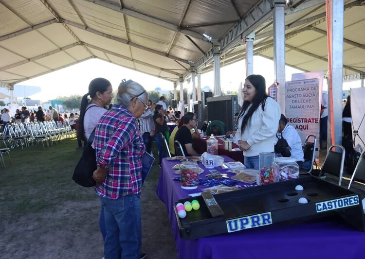Participa UPRR en brigada “Transformando Familias”