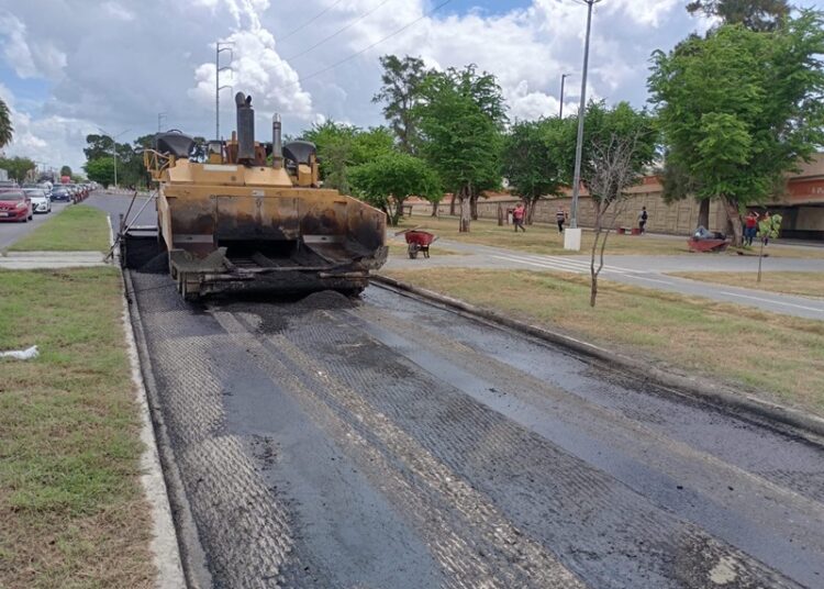 Rehabilita Obras Públicas principales avenidas en Matamoros