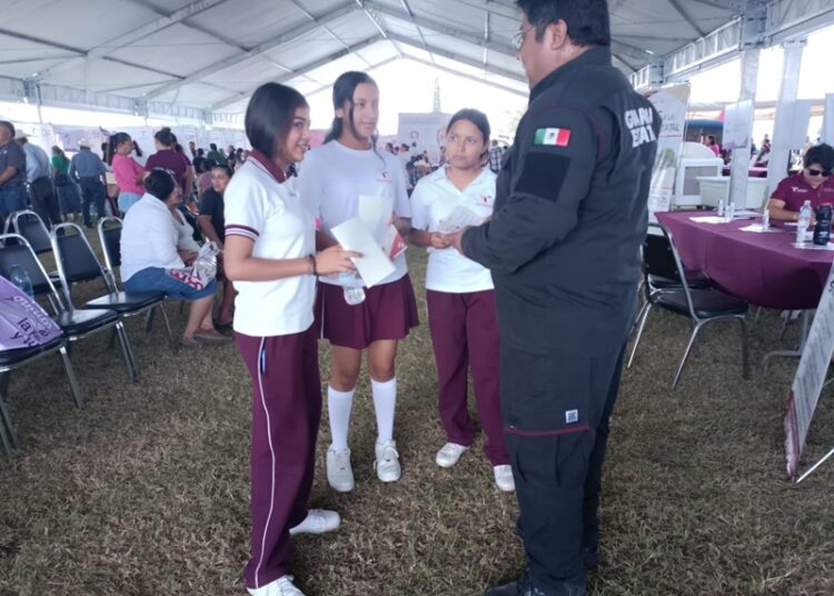 Promueve Guardia Estatal Cibernética el civismo digital en Cruillas