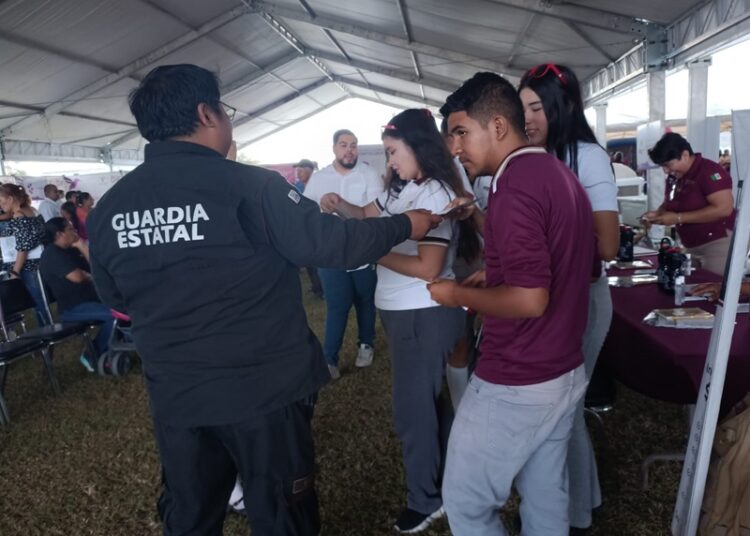 Promueve Guardia Estatal Cibernética el civismo digital en Cruillas