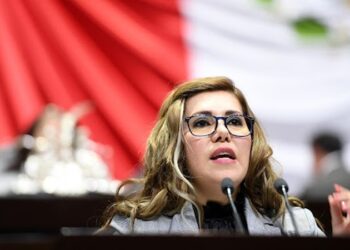 Saladrán a la luz, desvíos en desarrollo urbano