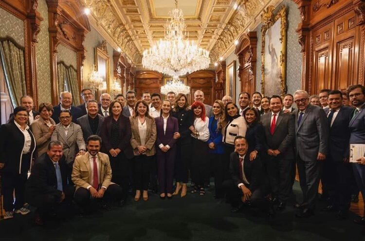 Se reúne gobernador de Tamaulipas con presidenta Claudia Sheinbaum