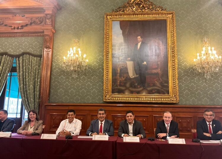 Se reúne gobernador de Tamaulipas con presidenta Claudia Sheinbaum