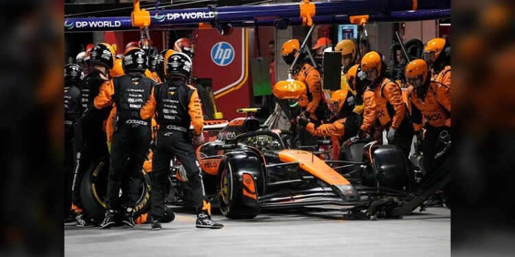 Norris ataca a Verstappen y a ‘Checo’