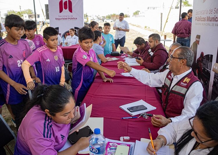 “Somos un gobierno distinto, de territorio y poco escritorio”: Beto