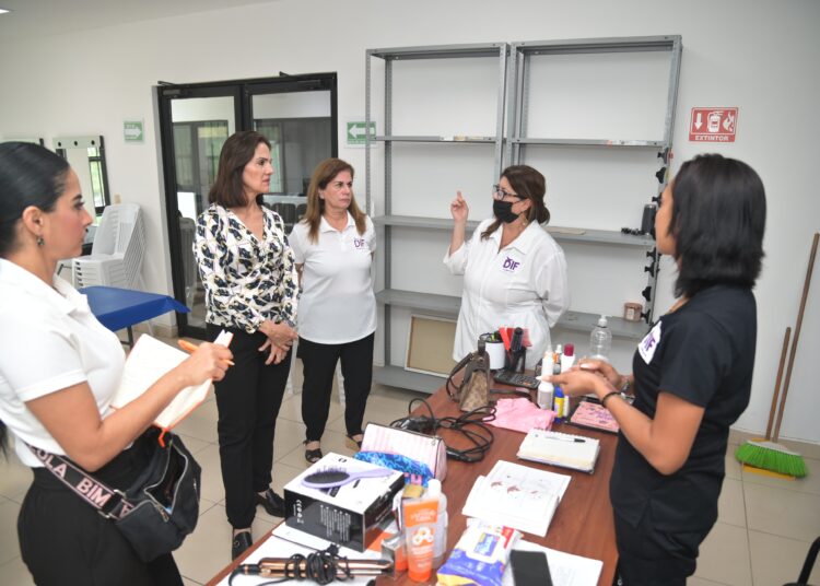 Garantiza Luz Adriana atención de calidad en DIF Tampico