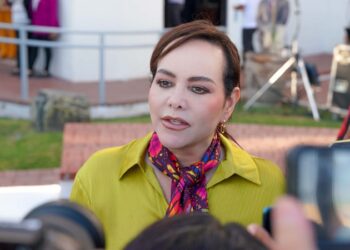 Vacuna Gobierno de NLD a más de mil 800 ciudadanos contra Influenza y COVID