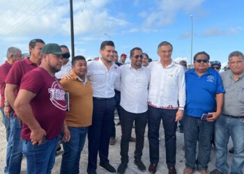 Reciben a AVA y a AGF, con entusiasmo, en el Puerto del Norte Matamoros
