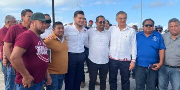 Reciben a AVA y a AGF, con entusiasmo, en el Puerto del Norte Matamoros
