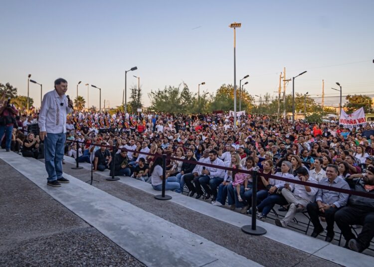 Recibe primer morenista de Matamoros al Senador Fernández Noroña