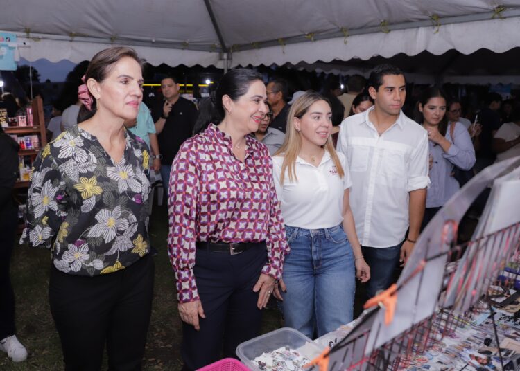 Fortalece Mónica el desarrollo de emprendedores y pequeños comerciantes