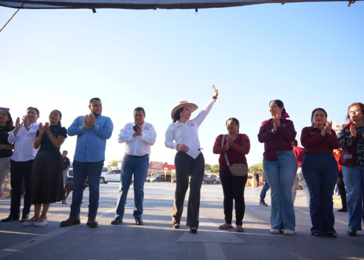 Entrega CarmenLlilia millonarias obras al poniente de NLD