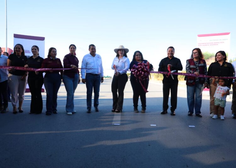 Entrega CarmenLlilia millonarias obras al poniente de NLD