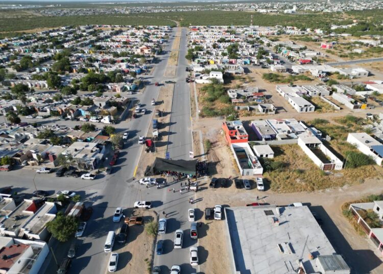 Entrega CarmenLlilia millonarias obras al poniente de NLD