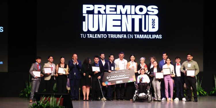 Américo premia al talento joven de Tamaulipas