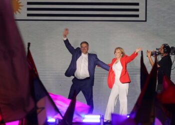 Yamandú Orsi ganó las elecciones en Uruguay