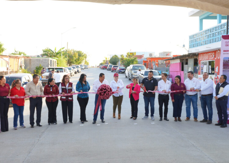 Alcaldesa de NLD lleva obras de impacto social al sur